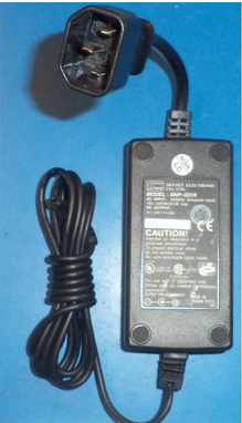 NEW SKYNET ELECTRONICS SNP-Q316 5V 2A AC POWER ADAPTER